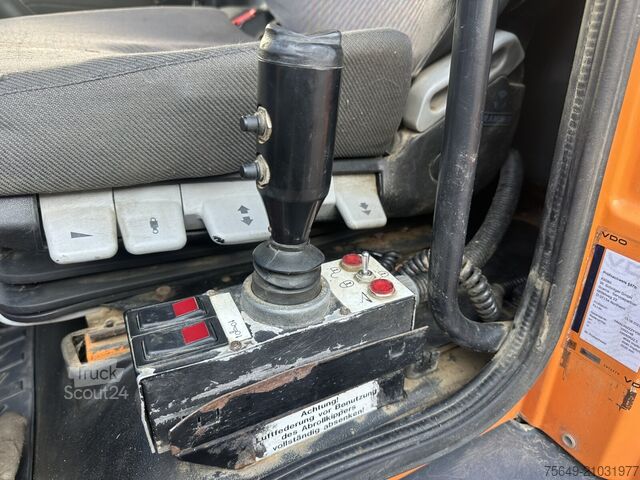 Camion benne à bras amovible MAN LE 18.280 4x2 LL LE 18.280 4x2 LL, Winterdienstausstattung, 6-Zylinder