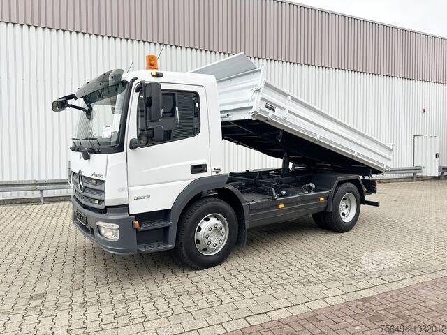 Camion-benne tricar Mercedes-Benz Atego 1223 K 4x2 Atego 1223 K 4x2, AHK-Öl