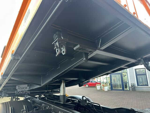 Grue à tour MAN TGS 18.320 4x4 BB TGS 18.320 4x4 BB, Winterdienstausstattung, Kran Terex TLC 85.2