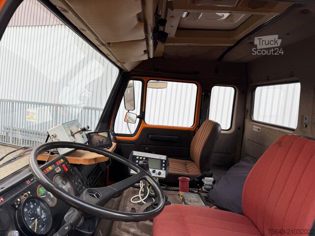 Châssis de camion Mercedes-Benz NG 1928 A 4x4 NG 1928 A 4x4, V8-Motor, Winterdienstaustattung
