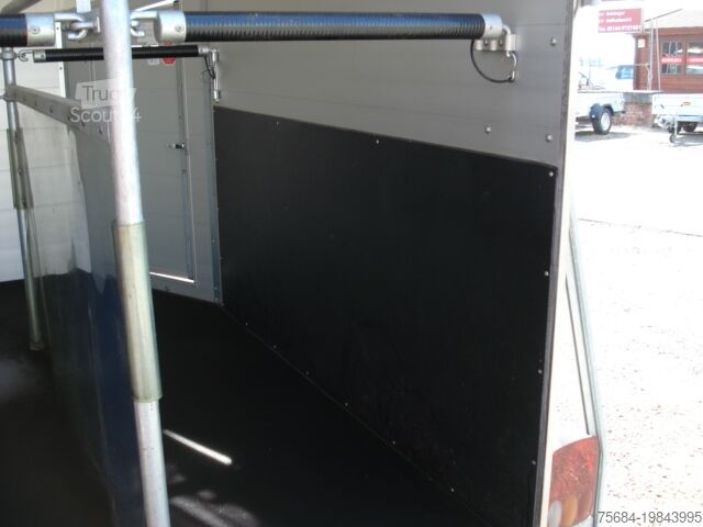 Remorcă pentru cai Böckmann Champion Esprit silver + black (20)