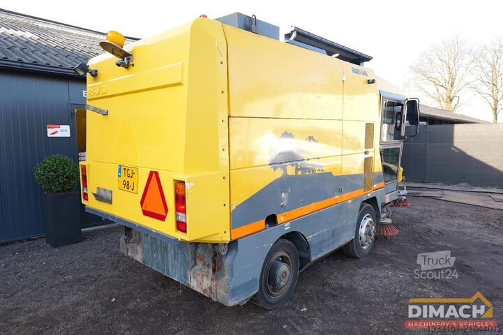 Sweep and vacuum machine RAVO 540 NL machine - camera - veegzuig - hydraulisc...