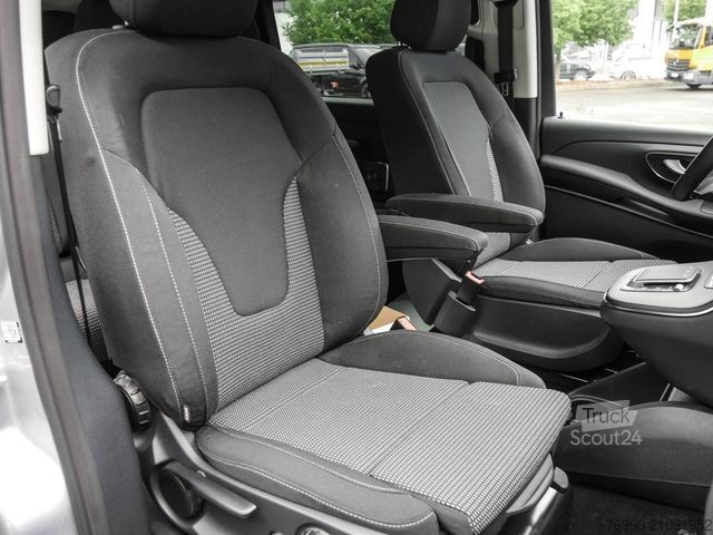 Panel van MERCEDES-BENZ V 220 d STYLE Lang DISTR AHK NAVI BURM 7-Sitzer