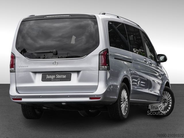 Minibus MERCEDES-BENZ V 220 d STYLE Lang DISTR AHK NAVI BURM 7-Sitzer
