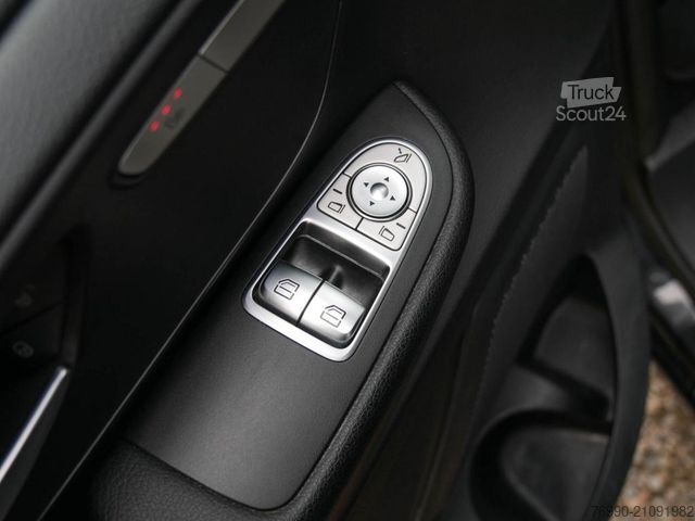 Minibus MERCEDES-BENZ V 250 d 4M EDITION Lang ILS NIGHT NAVI KAM AHK