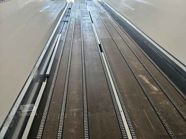 شبه مقطورة صندوقية  Wiese 3-Achs Kofferauflieger 15.18m lang