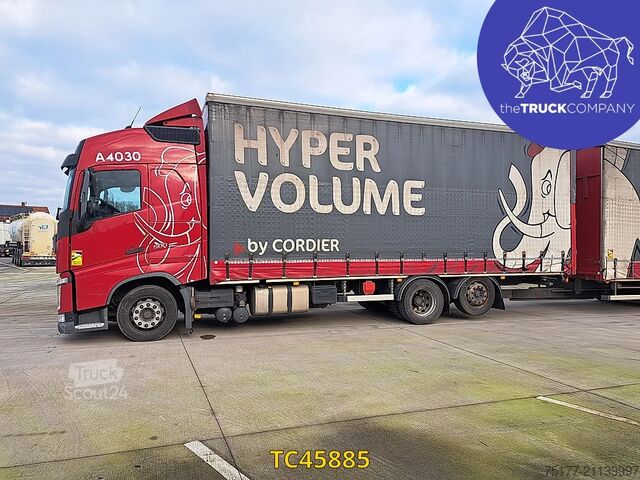 Bâche coulissante Volvo FH 460