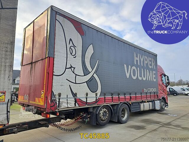 Bâche coulissante Volvo FH 460