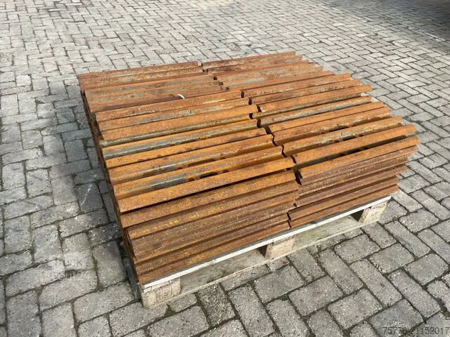 Chassisdeel Volvo EC 250 E | DEMO | SHOES | PLATES | 60 CM | FAHR...