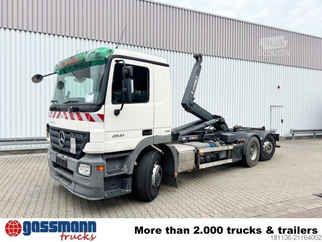 Camion benne à bras amovible HIAB LHS26256 Abrollanlage