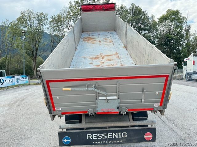 Remorcă basculantă trilaterală  Ressenig 3 Achs Getreidekipper elektrische Plane