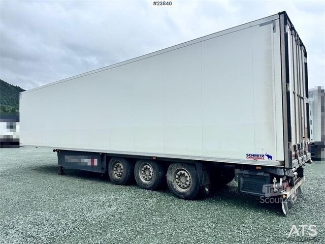  Schmitz Cargobull box semi-trailer with refrigeration unit and load