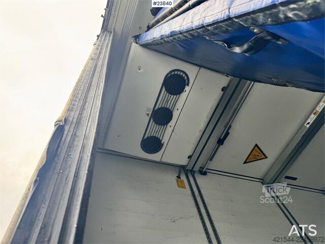 Транспортиране в хладилник/замразено Schmitz Cargobull box semi-trailer with refrigeration unit and load