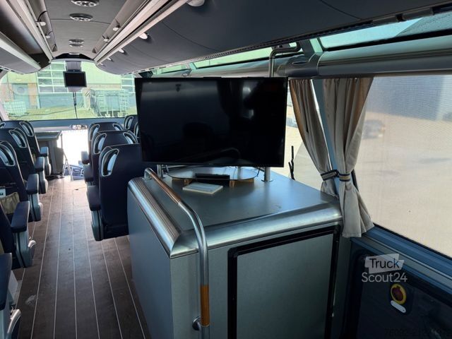 Turistinis autobusas NEOPLAN P12 5218 SHD Starliner V.I.P*EEV*wenig KM