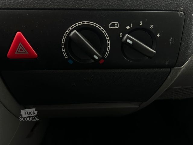 Minibus VOLKSWAGEN T5 Caravelle 2.5 Tdi 7 Sitze Klima Standheizung