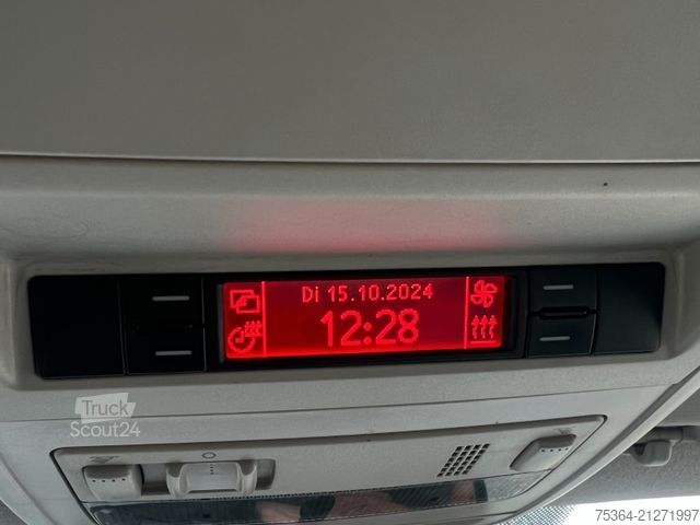 Minibus VOLKSWAGEN T5 Caravelle 2.5 Tdi 7 Sitze Klima Standheizung