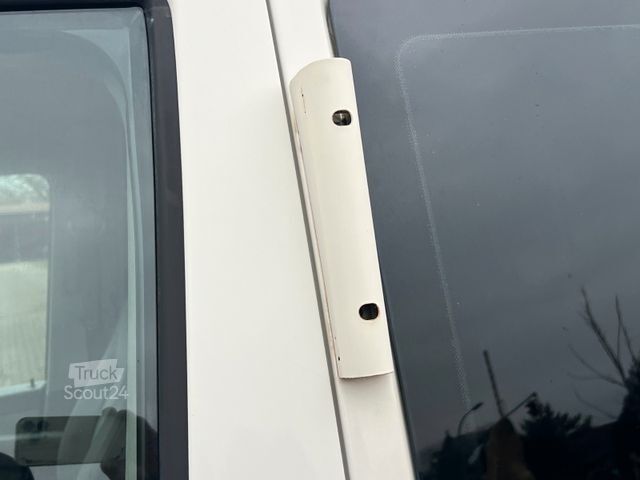 Minibus VOLKSWAGEN T5 Caravelle 2.5 Tdi 7 Sitze Klima Standheizung