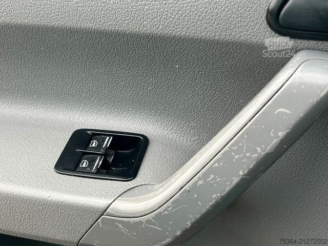Bestelwagen VOLKSWAGEN Caddy 1.9 TDi 77 KW L1H1 Ahk Schiebetür Euro 4