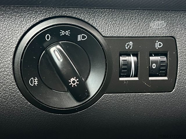 Bestelwagen VOLKSWAGEN Caddy 1.9 TDi 77 KW L1H1 Ahk Schiebetür Euro 4