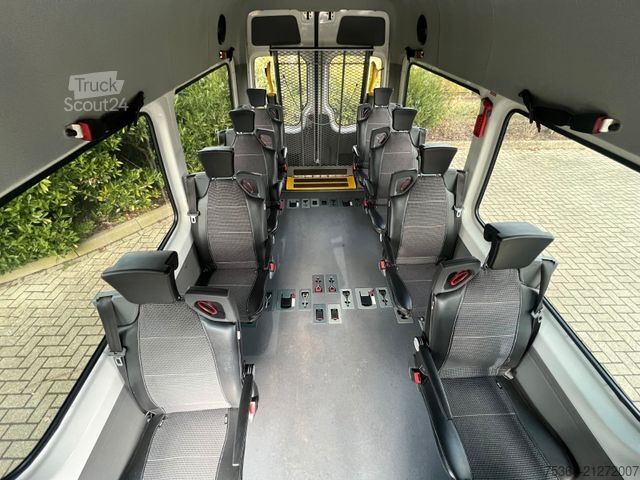 Minibus VOLKSWAGEN Crafter 2.0 Tdi 80kw L2H2 9 Sitze + Lift + Klima