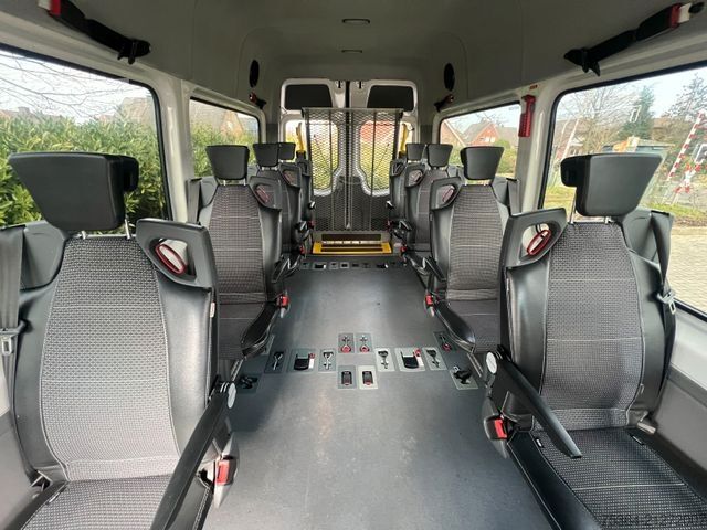 Minibus VOLKSWAGEN Crafter 2.0 Tdi 80kw L2H2 9 Sitze + Lift + Klima
