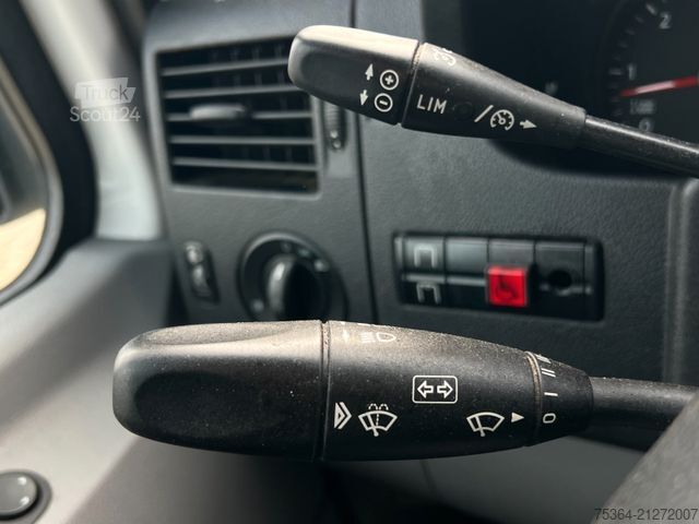 Minibus VOLKSWAGEN Crafter 2.0 Tdi 80kw L2H2 9 Sitze + Lift + Klima