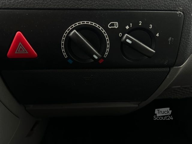 Minibus VOLKSWAGEN T5 Caravelle 2.5 Tdi 7 Sitze Klima Standheizung