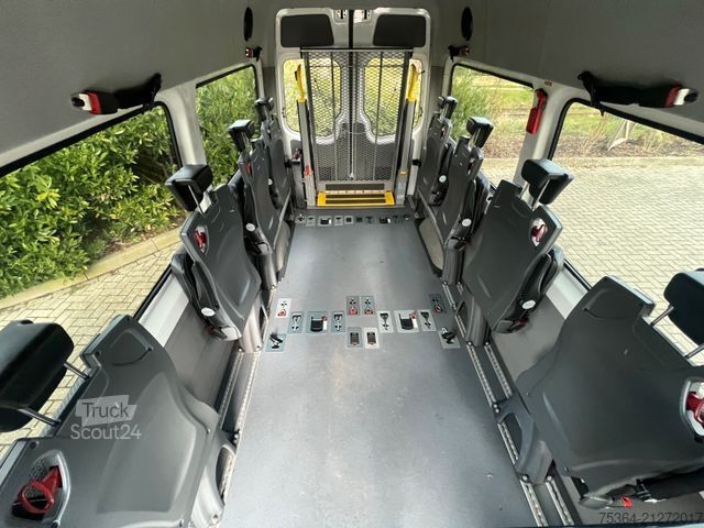 Minibus VOLKSWAGEN Crafter 2.0 Tdi 80kw L2H2 9 Sitze + Lift + Klima