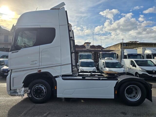 Standardni vlačilec FORD FORD FMAX 500 2023 RETARDER KM 190000