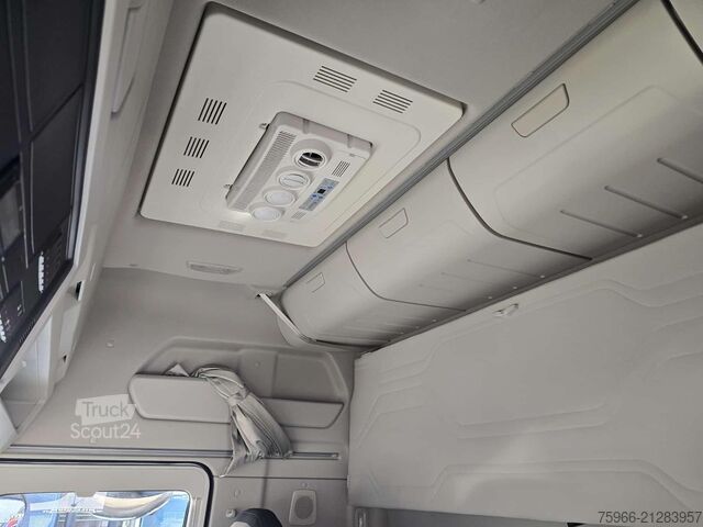 Standardni vlačilec FORD FORD FMAX 500 2023 RETARDER KM 190000