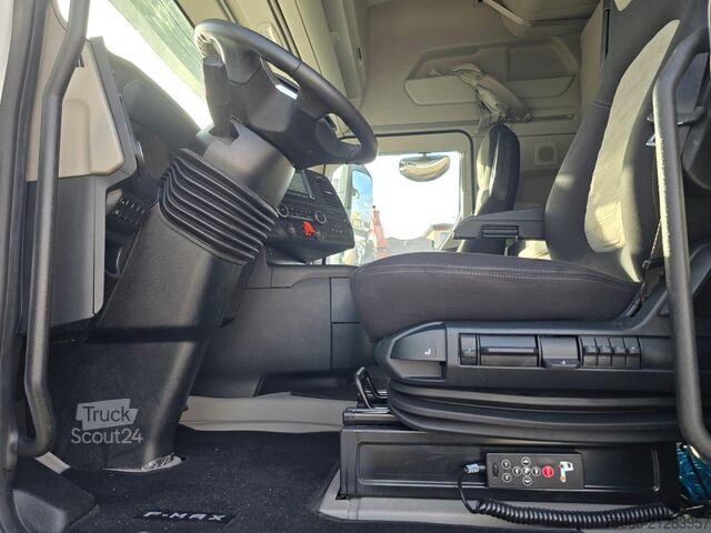 Standardni vlačilec FORD FORD FMAX 500 2023 RETARDER KM 190000