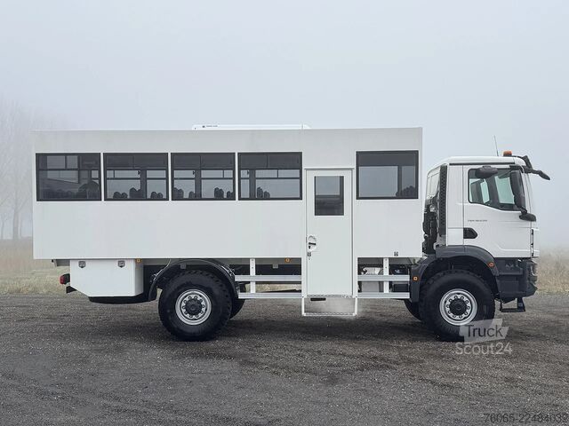  MAN TGM 18.250 BB CH Midi Bus (2 units)