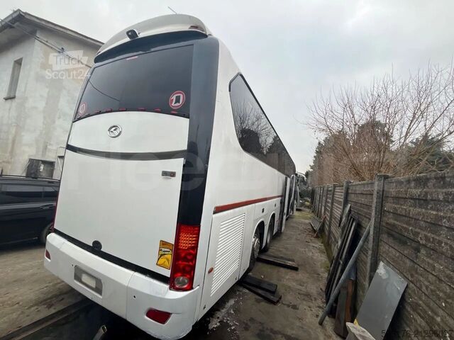 Autobus turystyczny King Long XMQ6130Y 3AL 1AA1A