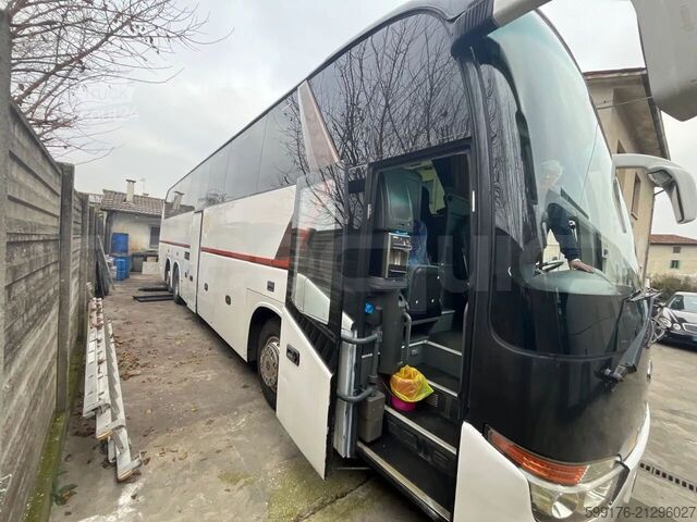 Autobus turystyczny King Long XMQ6130Y 3AL 1AA1A