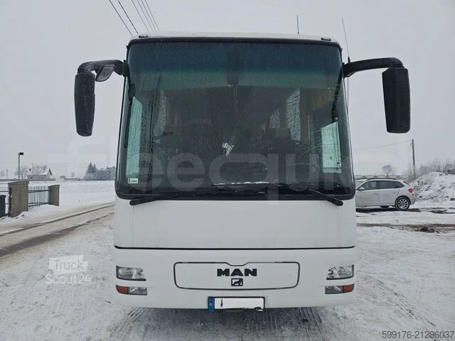 Autobús interurbano MAN RH 483