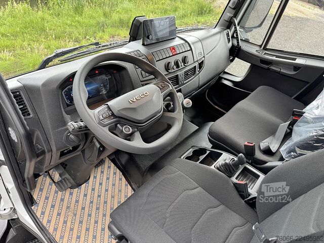 Chassis com cabina Iveco EuroCargo 180 E28-4815 Chassis Cabin (11 units)
