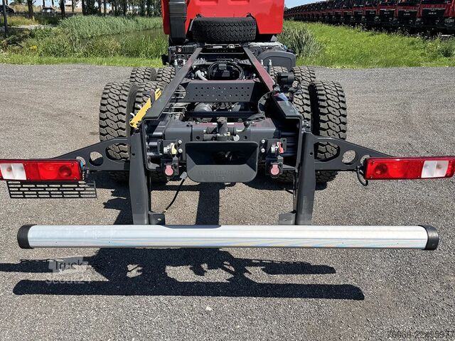 Chassis met cabine Renault K P6X6 Medium Chassis Cabin (4 units)