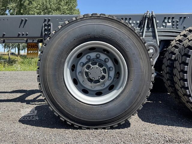 Kabinli şasi Renault K P6X6 Medium Chassis Cabin (4 units)
