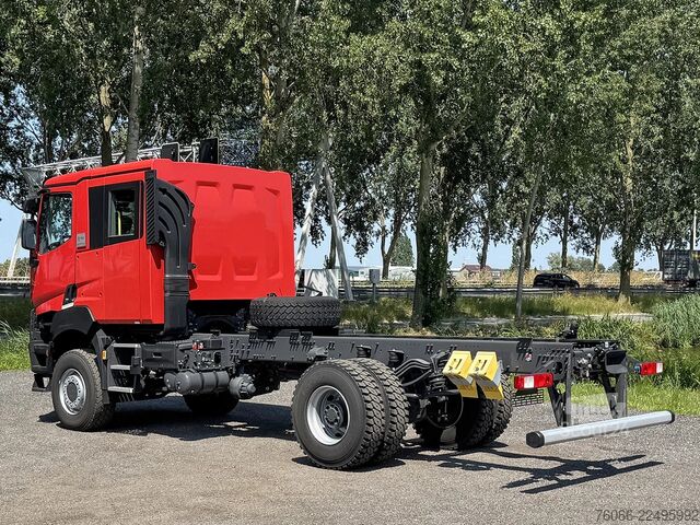Podvozek s kabinou Renault K P4X4 Medium Chassis Cabin (10 units)