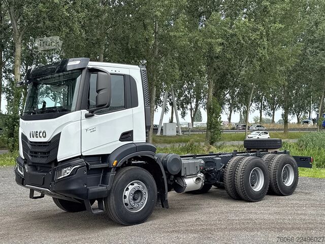 Standaard-SZM Iveco T-Way AD720T47TH AT Tractor Head (3 units)