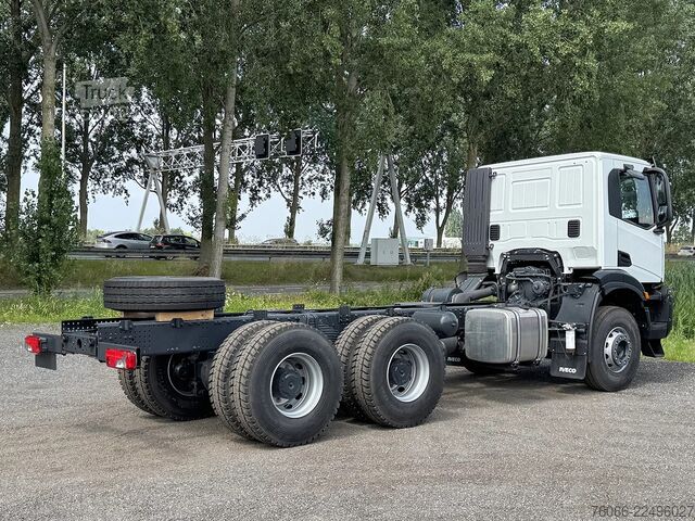 Standaard-SZM Iveco T-Way AD720T47TH AT Tractor Head (3 units)