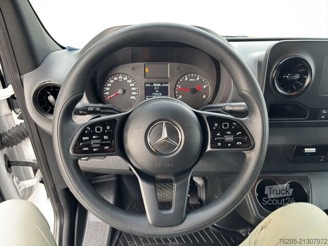 Ploščati dostavnik Mercedes-Benz Sprinter 317 CDI Kasten  AUT Akustikglas Kam.