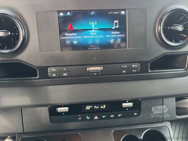 Ploščati dostavnik Mercedes-Benz Sprinter 317 CDI Kasten  AUT Akustikglas Kam.