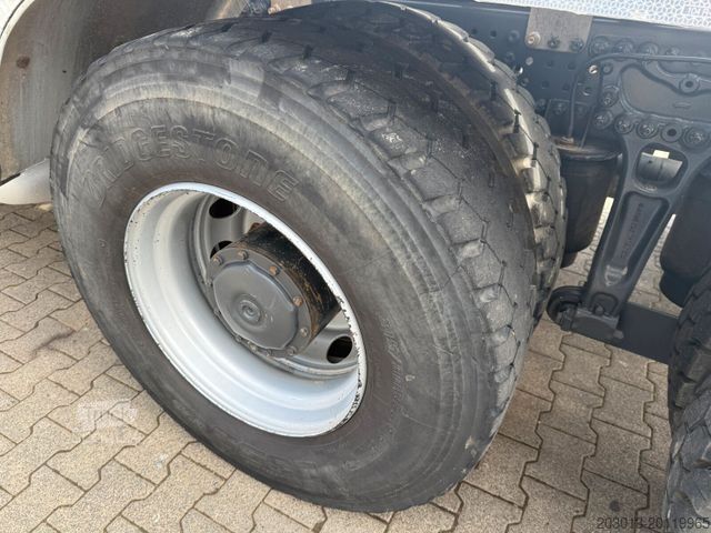 Φορτηγό γερανός roll-off MERCEDES-BENZ Arocs 3246 8x4 Abrollkipper Kran Palfinger 19001