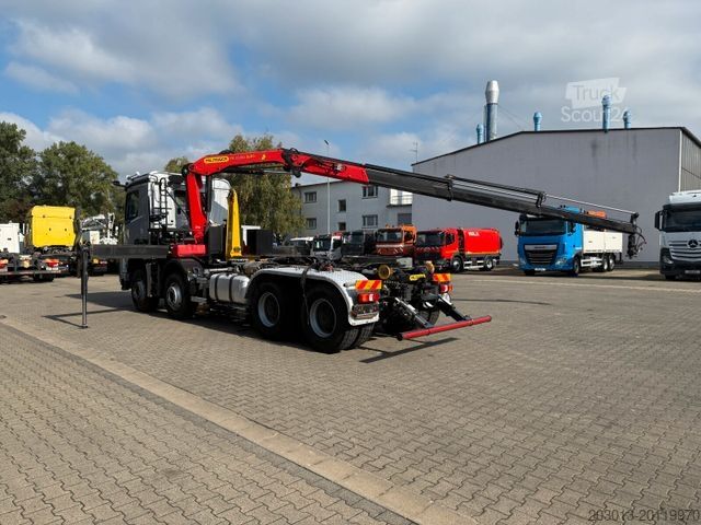 Γερανός τοποθετημένος σε φορτηγό MERCEDES-BENZ Arocs 3246 8x4 Abrollkipper Kran Palfinger 19001