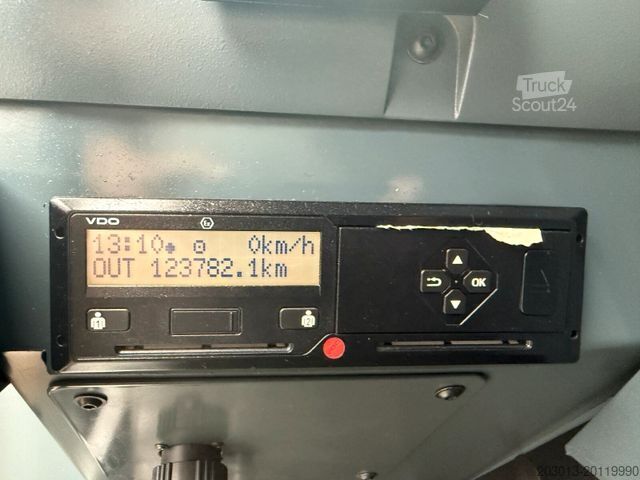 Kamyon üzerine monteli vinç LIEBHERR LTM 1070-4.2 Autokran mit Spitze *TOP Zustand