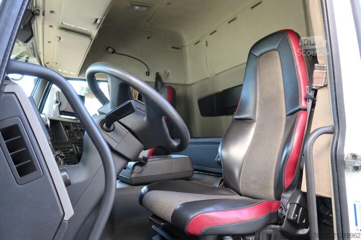 Mala Volvo FM Volvo FM 420 6x2 Stuur-As L.Z.V uitvoering