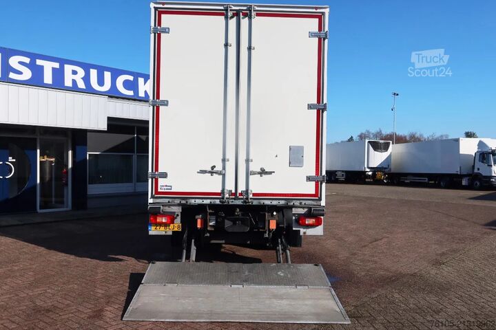 Mala Volvo FM Volvo FM 420 6x2 Stuur-As L.Z.V uitvoering