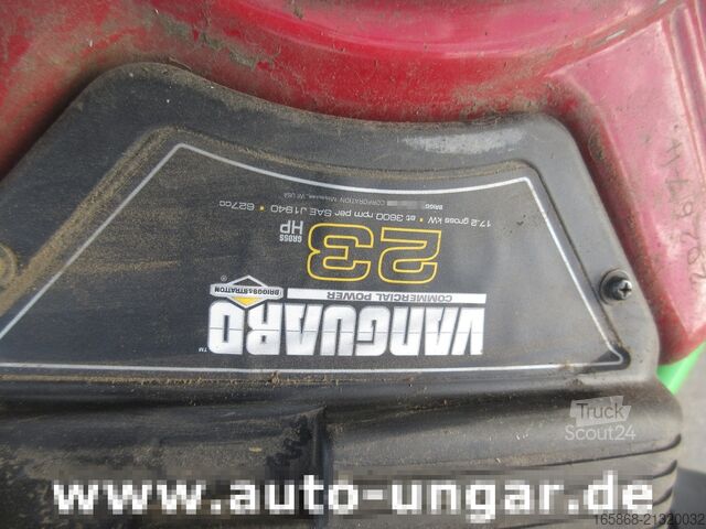 Mașină de cosit Etesia Buffalo 4x4 HVHPX 23PS Vanguard 760h