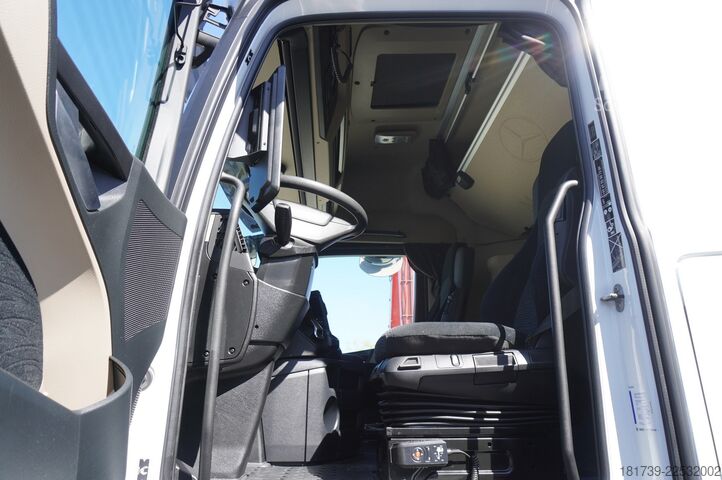 Ponyvás Mercedes-Benz Actros 2542 MP5 / Curtainsider 19 EPAL/